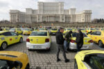 Румънски таксиметрови шофьори протестират срещу споделеното пътуване